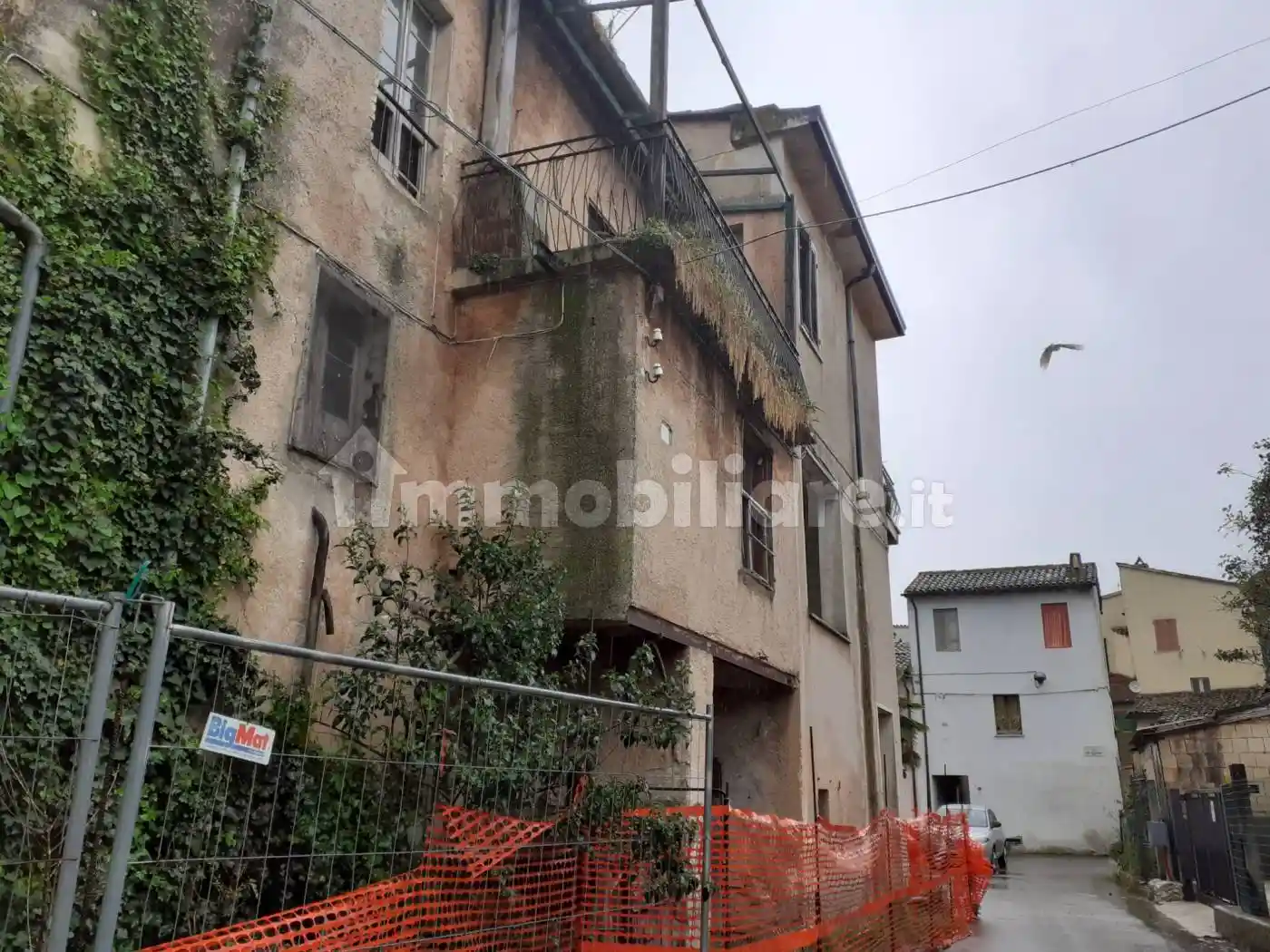 Casa indipendente in vendita a Bevagna