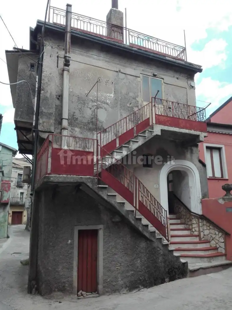 Appartamento in vendita a Petronà