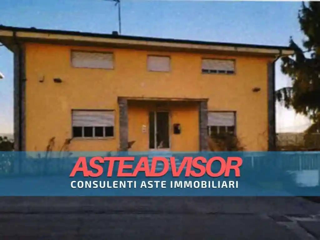 Palazzo - Stabile in vendita a Fossano