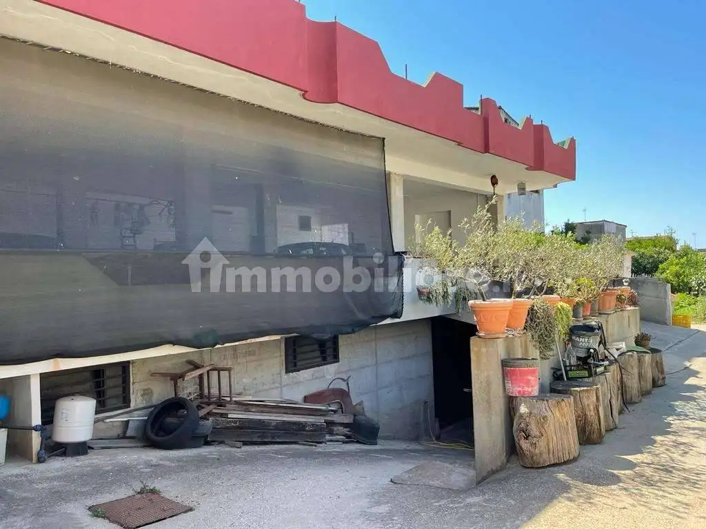 Villa in vendita a Mondragone