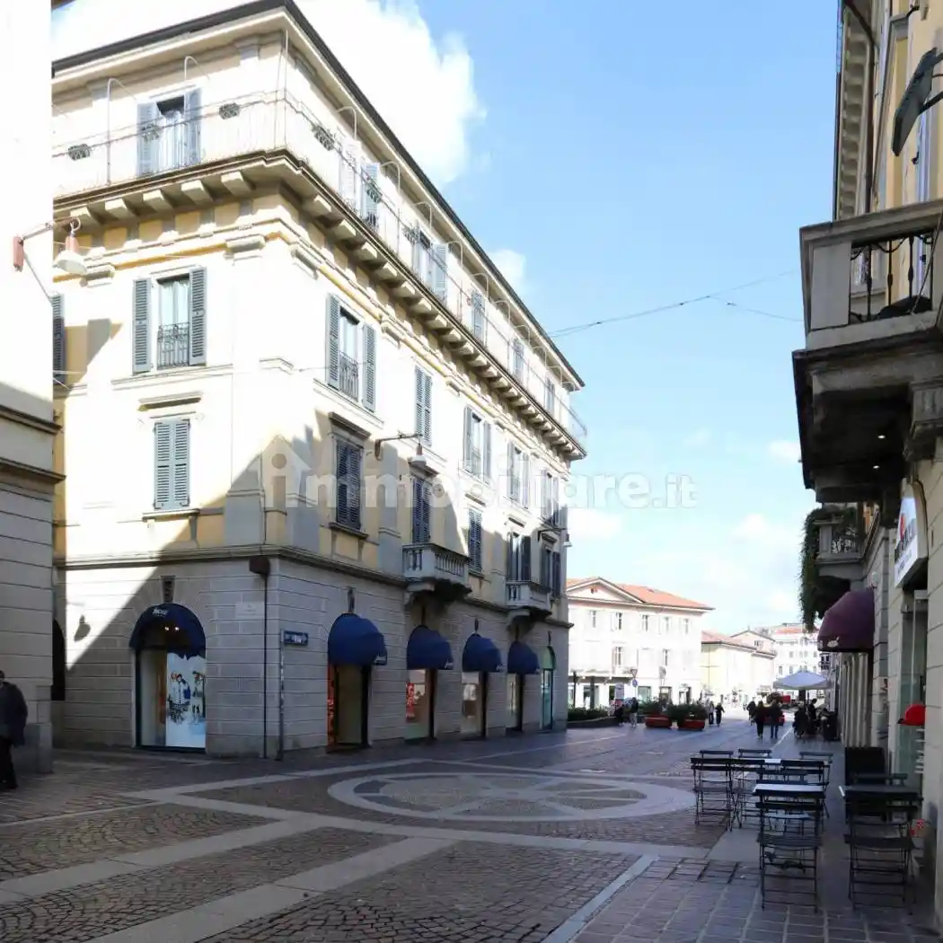Appartamento in affitto a Monza