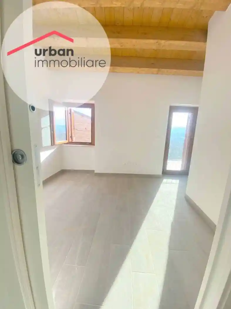 Terratetto unifamiliare via Monte Maino 41, Centro, Pizzoli - foto 2