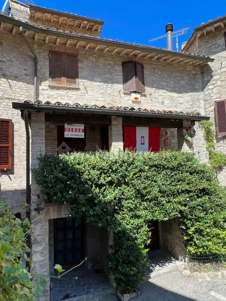 Casa indipendente in vendita a Valfabbrica