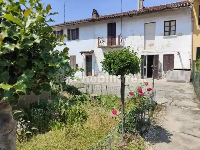 Rustico - Casale in vendita a Valenza