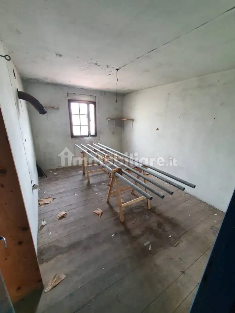 Rustico, da ristrutturare, 790 m², Centro, Chiarano - foto 3