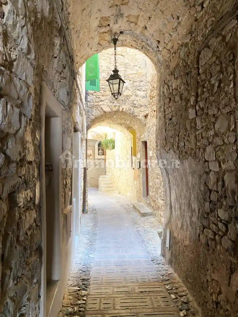 Appartamento in vendita a Vallebona