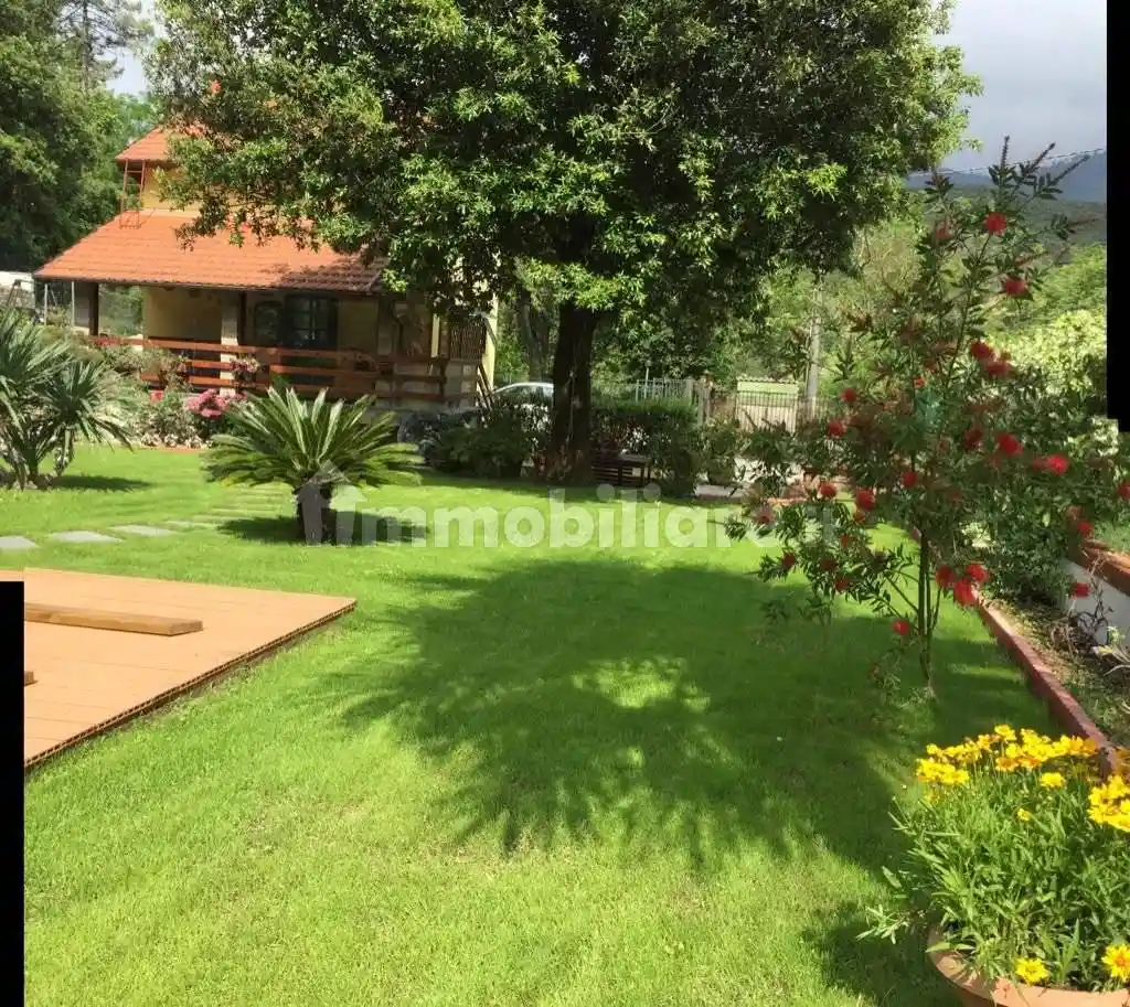 Villa in vendita a Deiva Marina