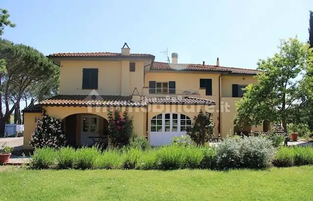 Villa in vendita a Orciano Pisano
