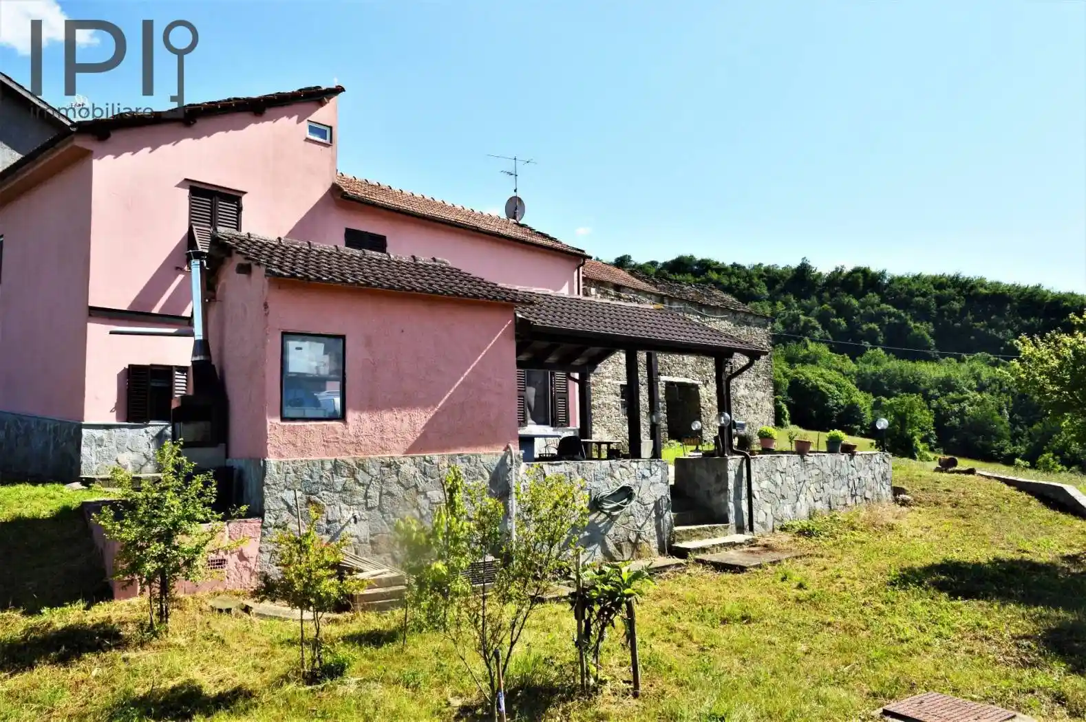 Casa indipendente in vendita a Dego