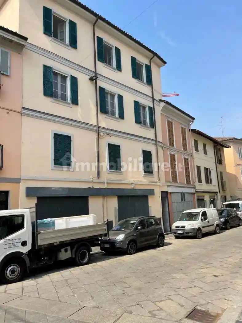 Appartamento in affitto a Pavia