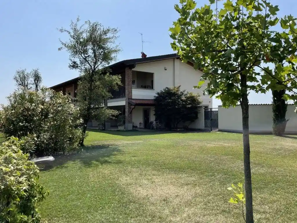 Rustico - Casale in vendita a Coccaglio