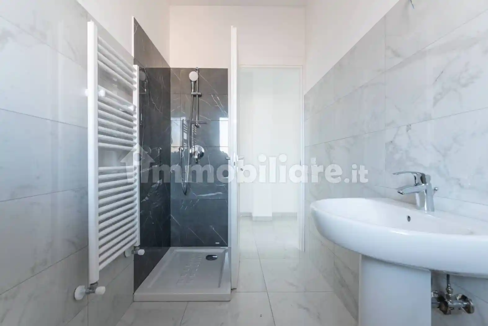 Appartamento in vendita a Ladispoli