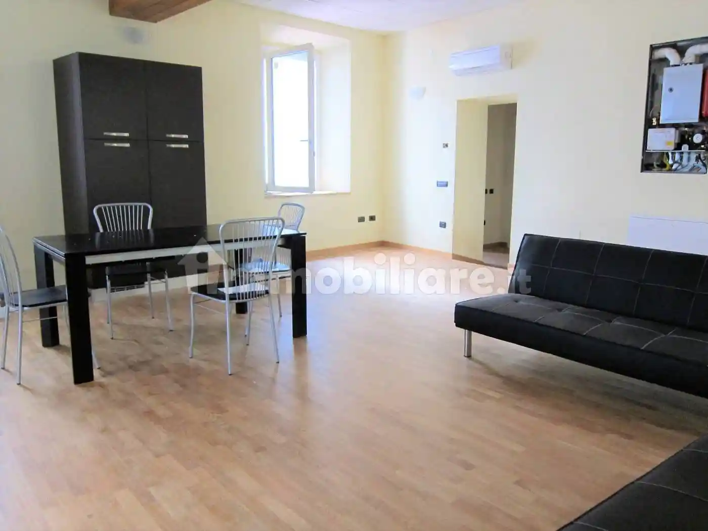 Bilocale via Mazzini 21, Centro, Gallarate - foto 3