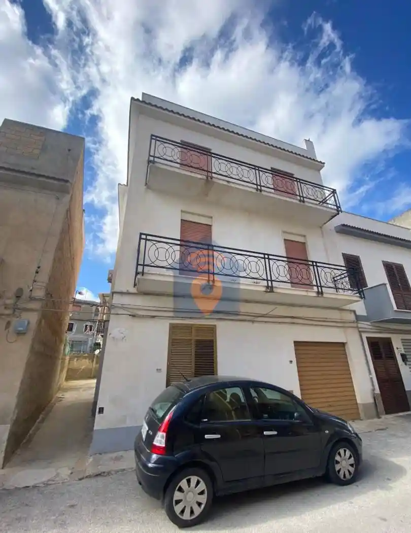 Palazzo - Edificio in vendita a Castelvetrano