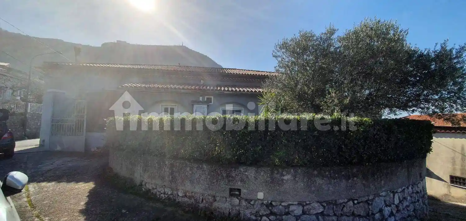 Villa unifamiliare via San Nicola, 30, Centro, Maratea - foto 2