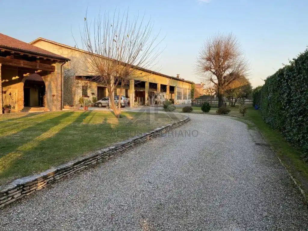 Rustico - Casale in vendita a Cassola