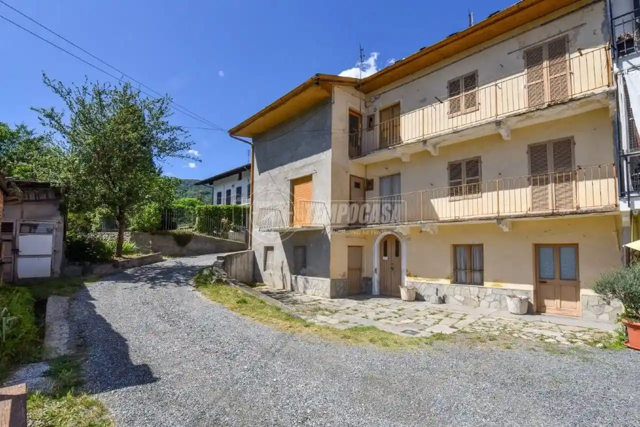 Casa indipendente in vendita a Coazze