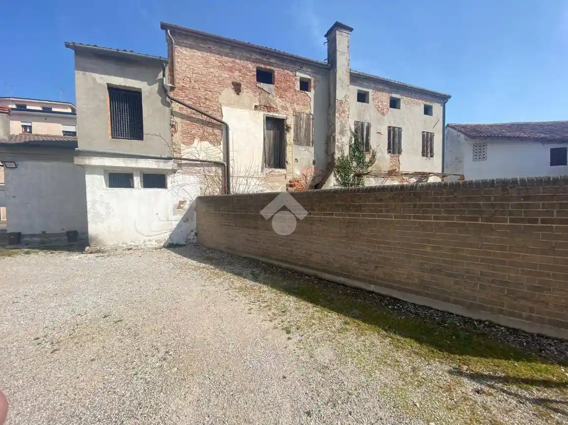 Casa indipendente in vendita a Tombolo