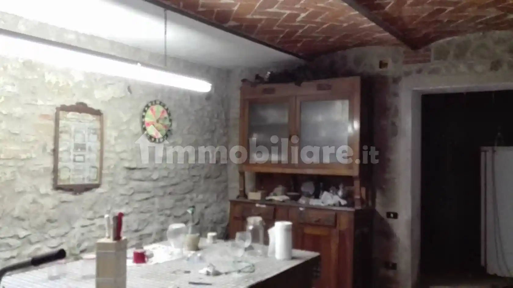 Rustico - Casale in vendita a Pistoia