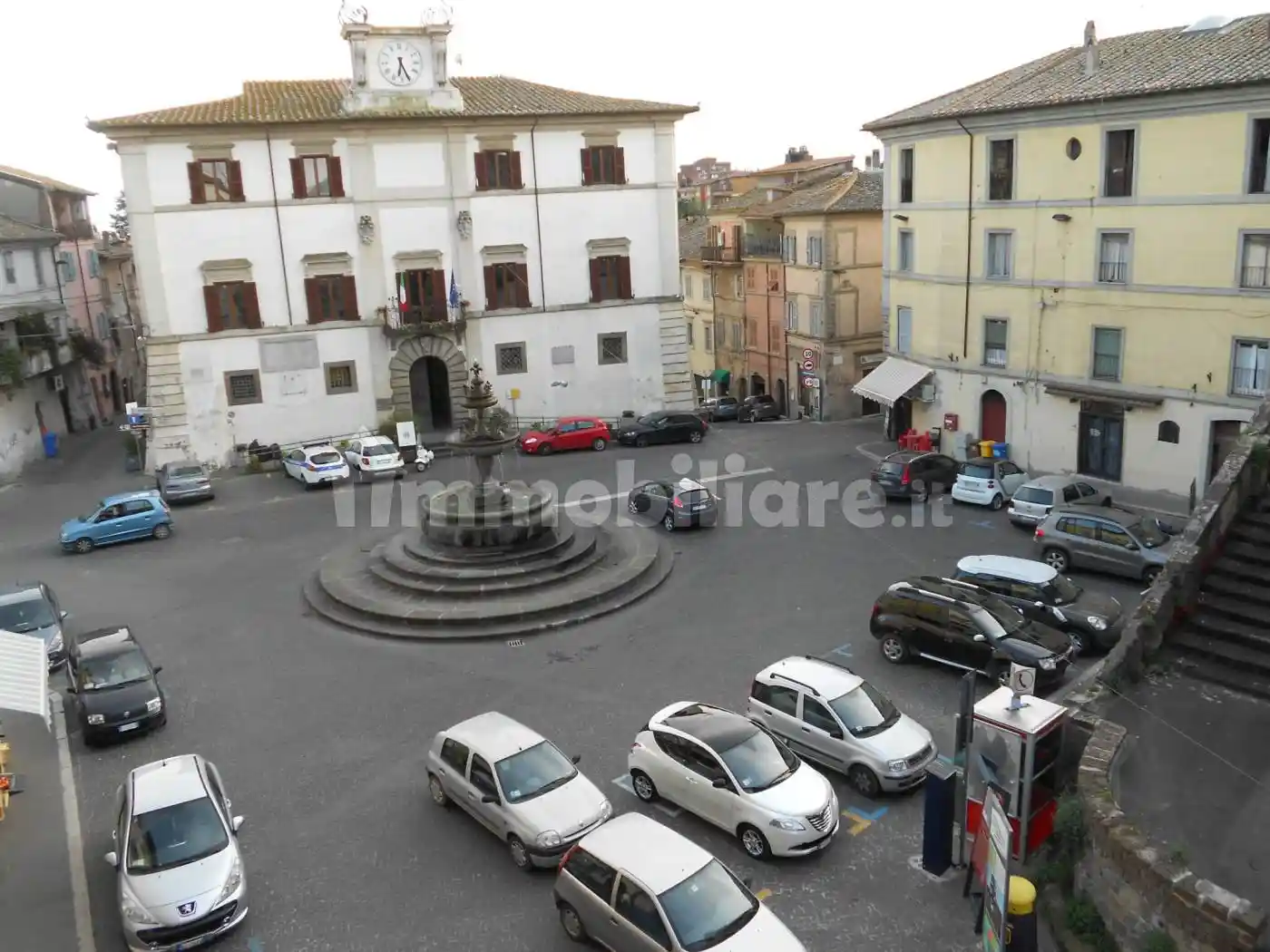Palazzo - Edificio in vendita a Ronciglione