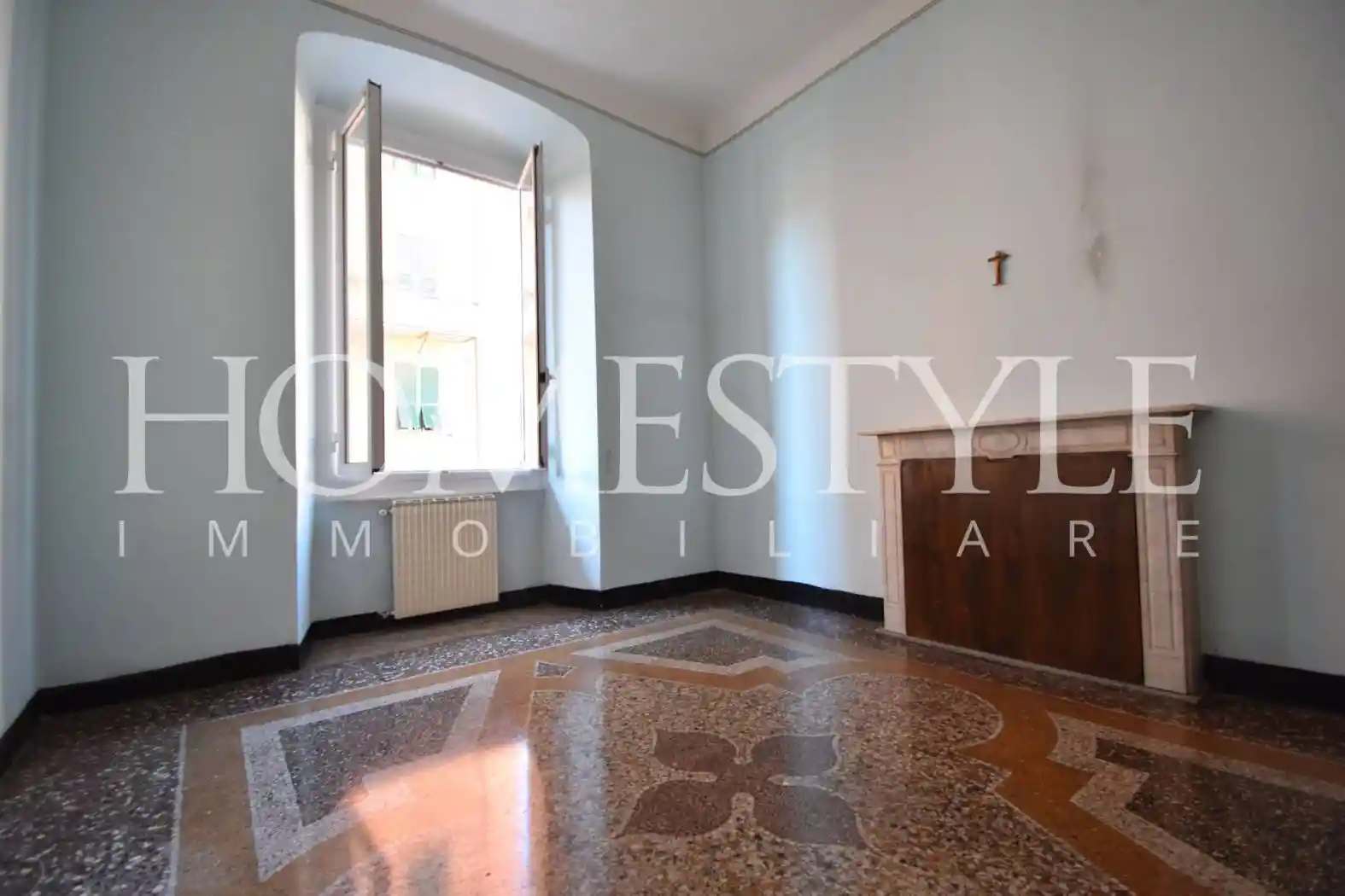 Appartamento in vendita a Genova