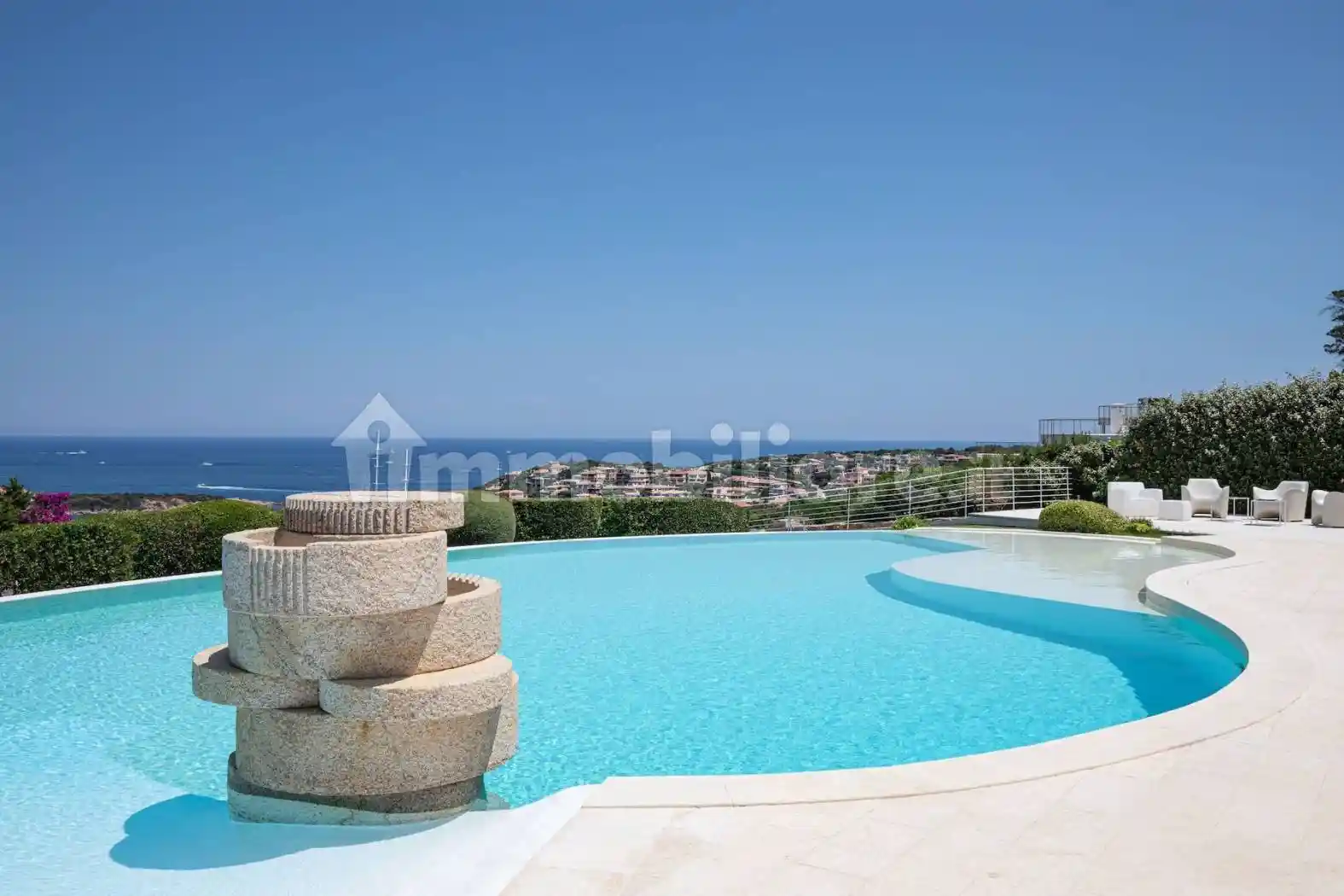 Villa in vendita a Arzachena