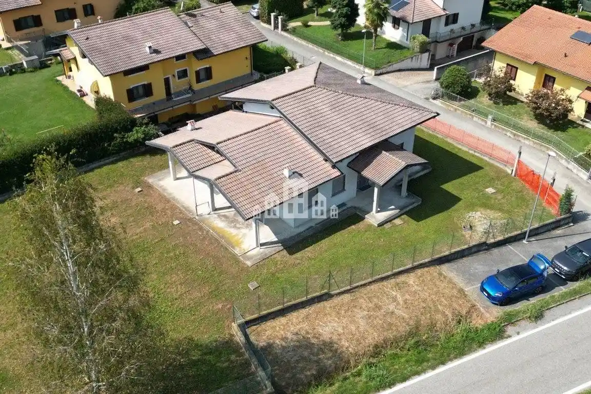 Villa in vendita a San Martino Canavese