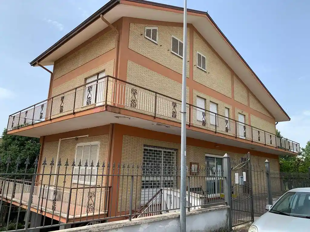 Casa indipendente in vendita a Fontana Liri