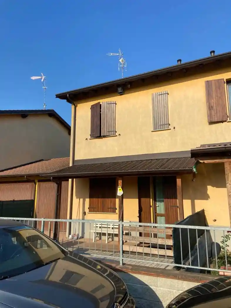 Villetta a schiera in vendita a Monticelli d'Ongina