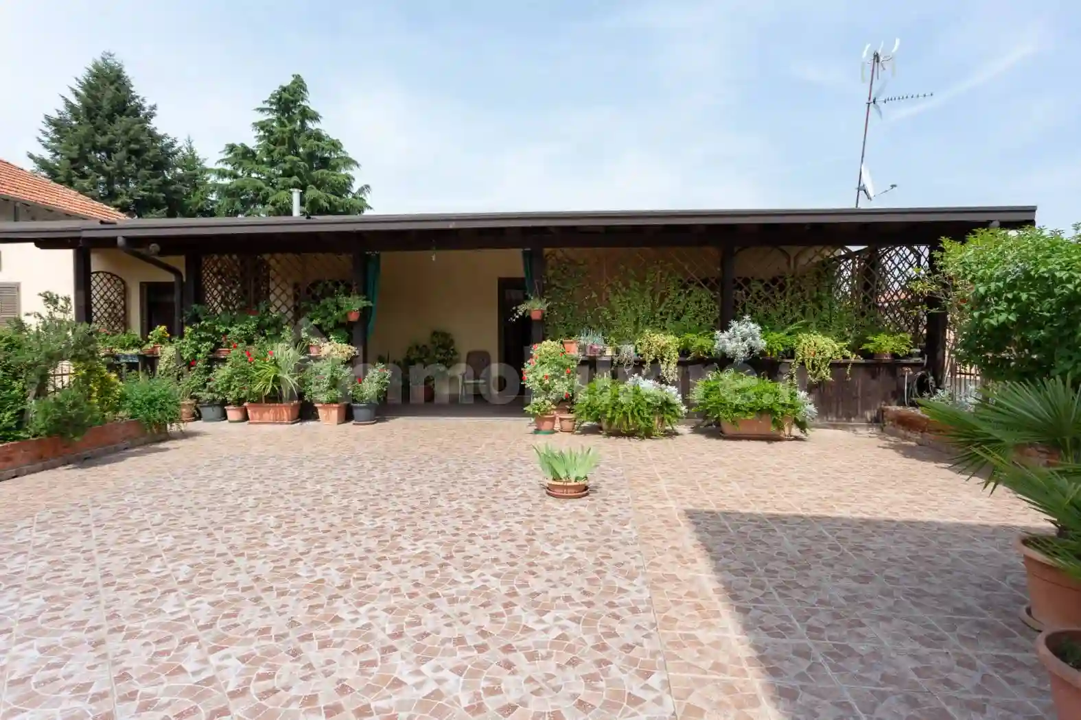 Villa - foto 2