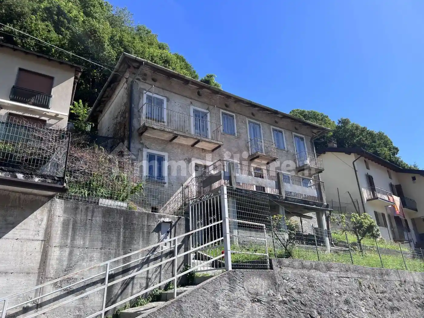 Rustico - Casale in vendita a Dongo