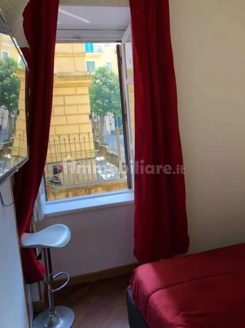 Appartamento in affitto a Napoli