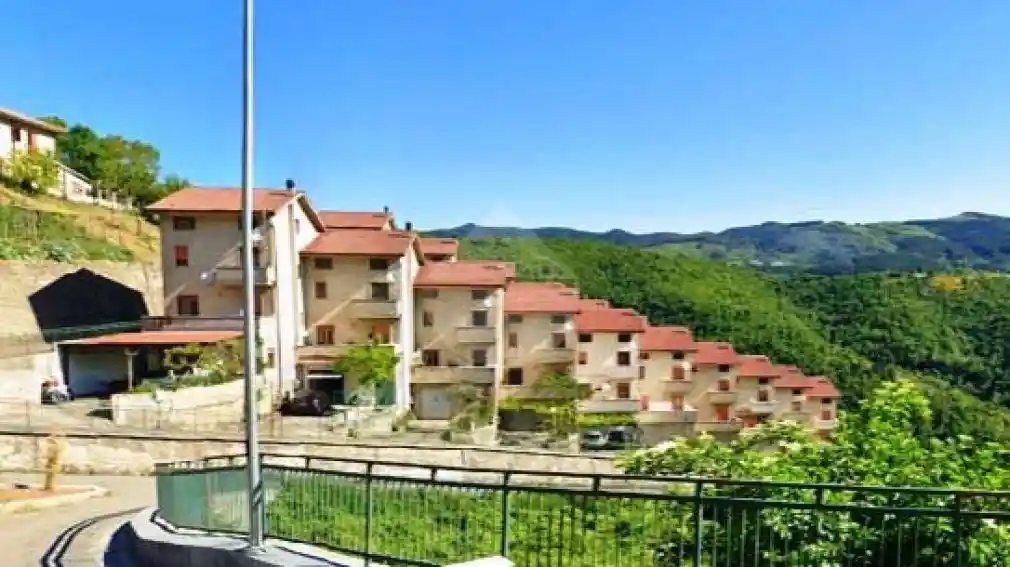 Villetta a schiera in vendita a Parenti