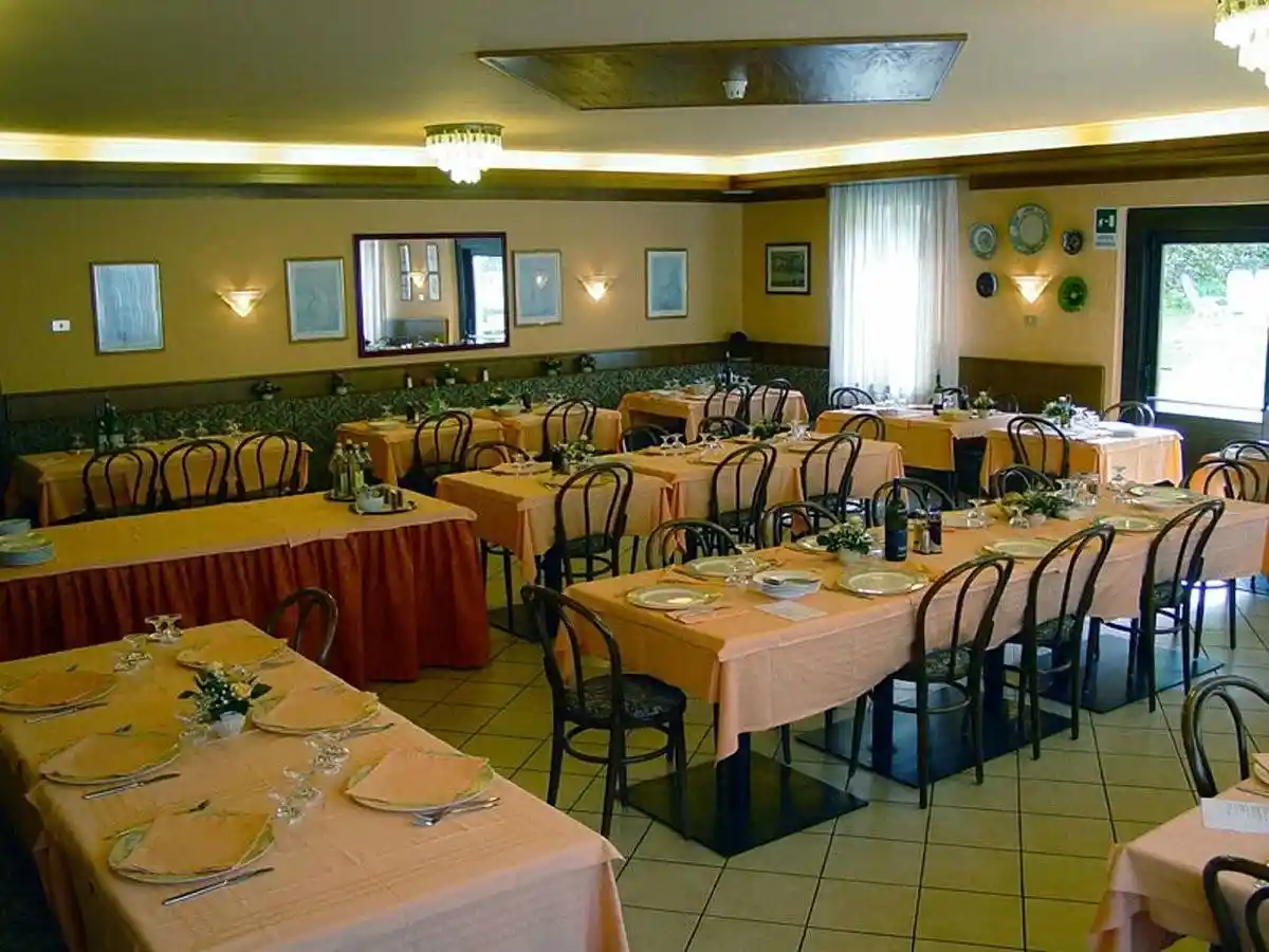 Palazzo - Edificio in vendita a Peio