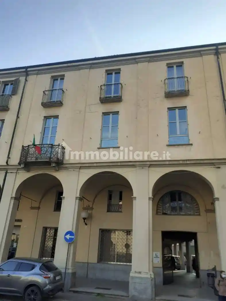 Palazzo - Edificio in vendita a Tortona