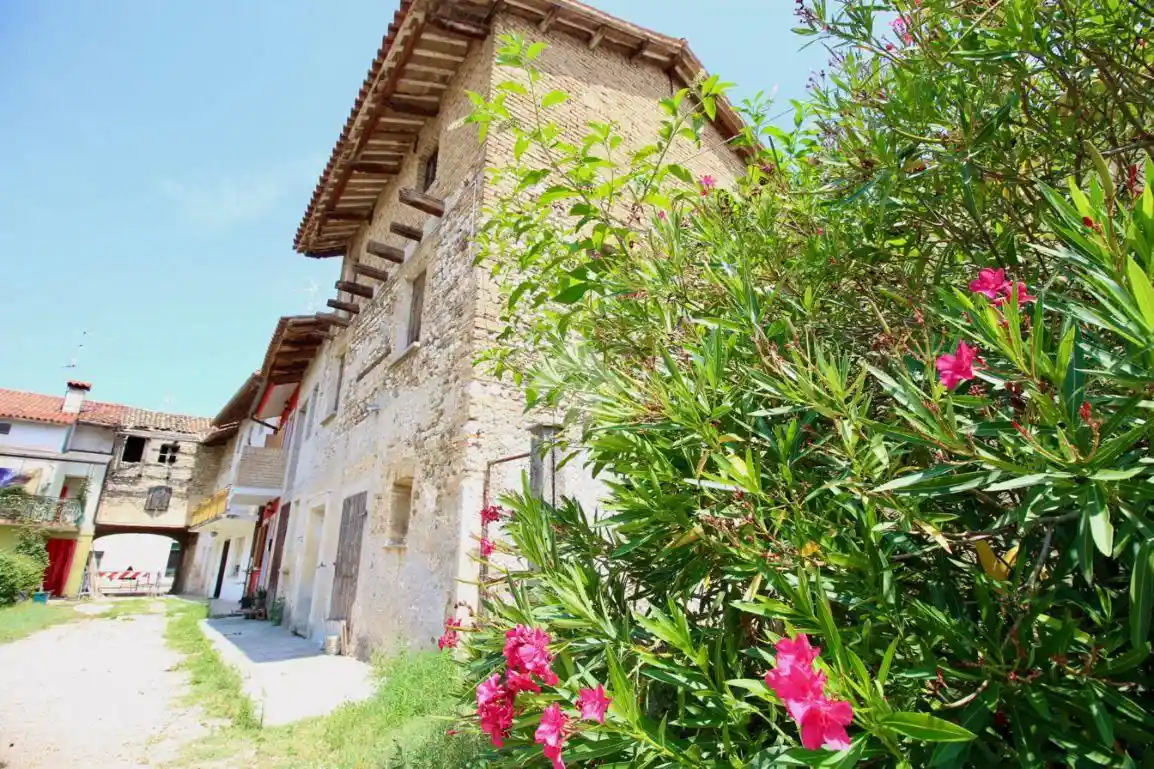 Rustico - Casale in vendita a Lestizza