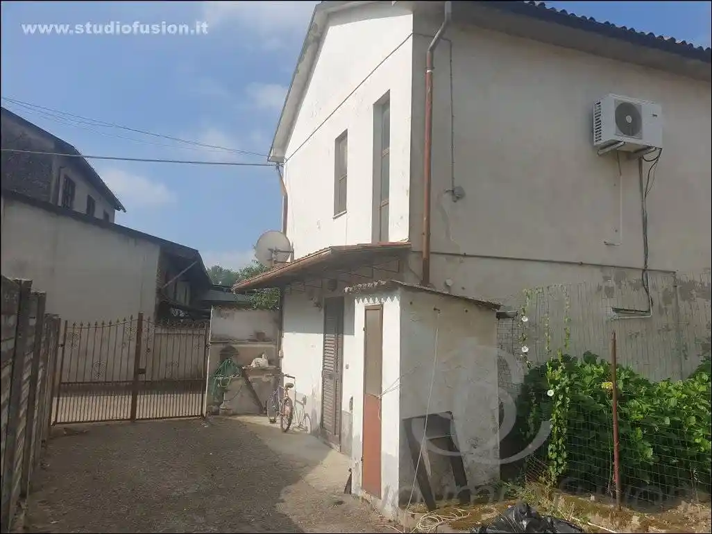 Villa in vendita a Pieve del Cairo