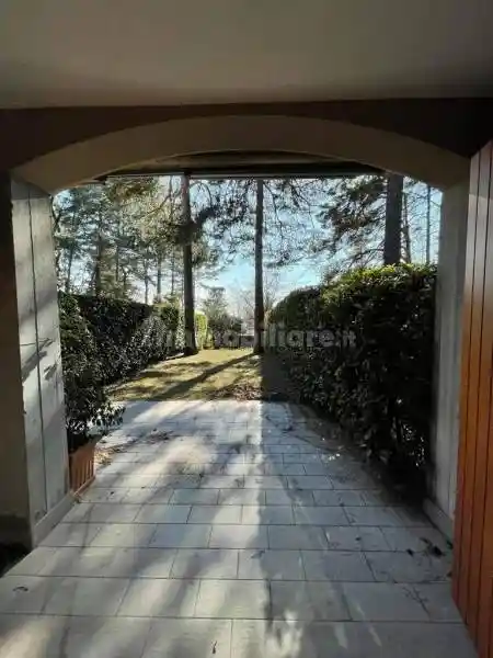 Appartamento in affitto a Luvinate