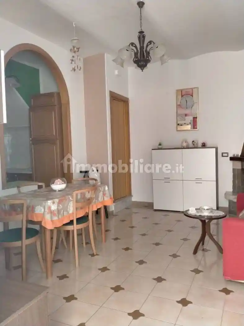 Terratetto unifamiliare via Comitato, Centro, Corleto Perticara - foto 3