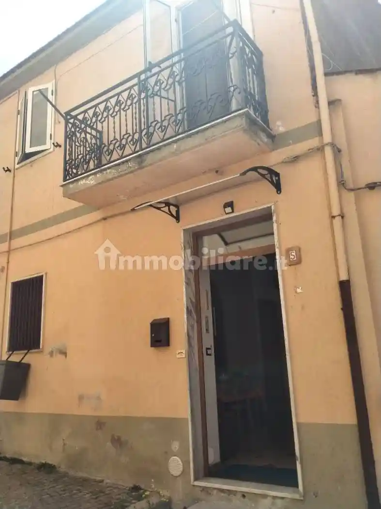 Casa indipendente in vendita a Corleto Perticara