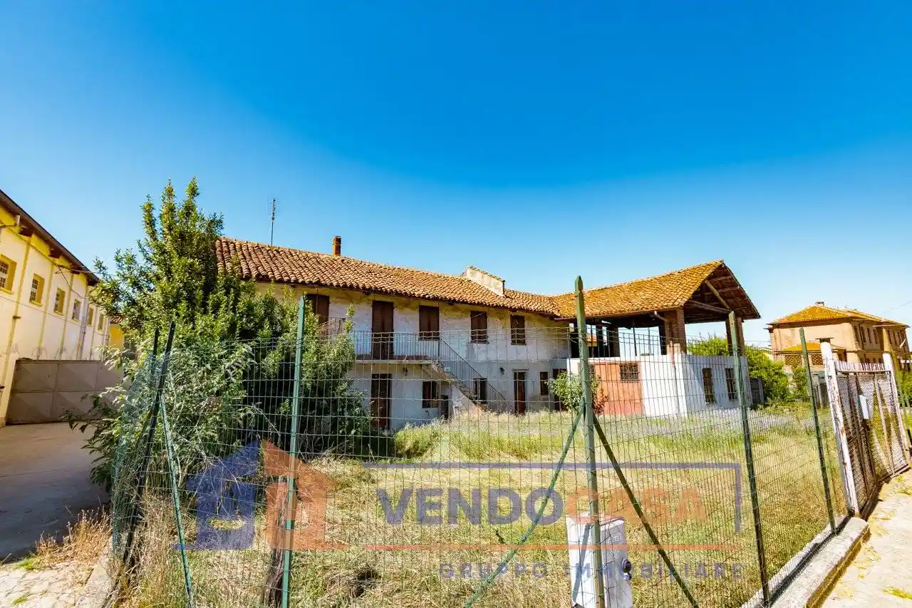 Rustico - Casale in vendita a Fossano