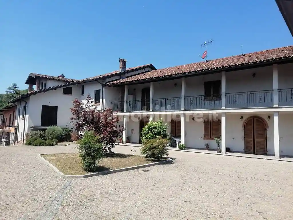 Rustico - Casale in vendita a Cavagnolo