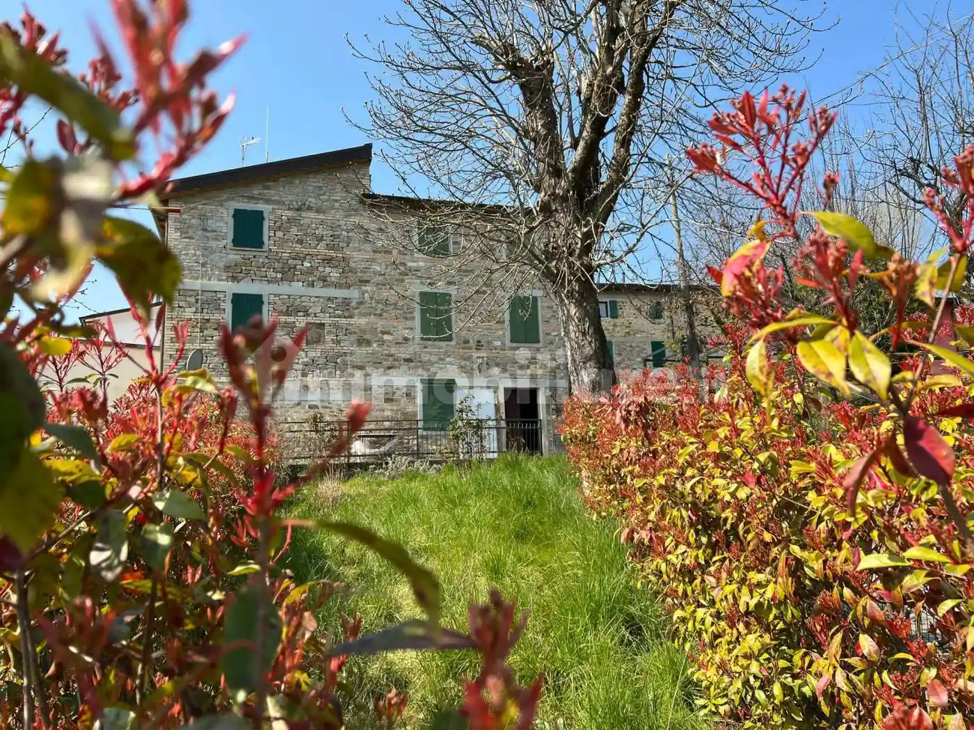 Casa indipendente in vendita a Neviano degli Arduini