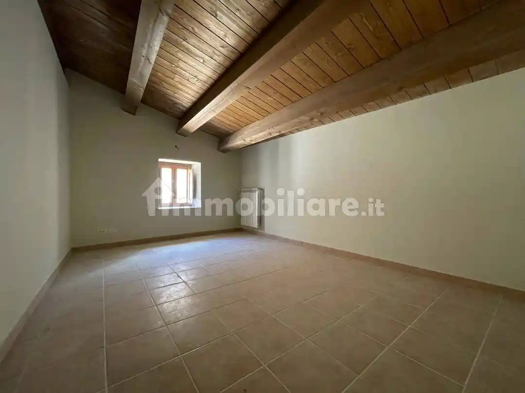 Terratetto unifamiliare via discesa dal Colle snc, Fontecchio - foto 5