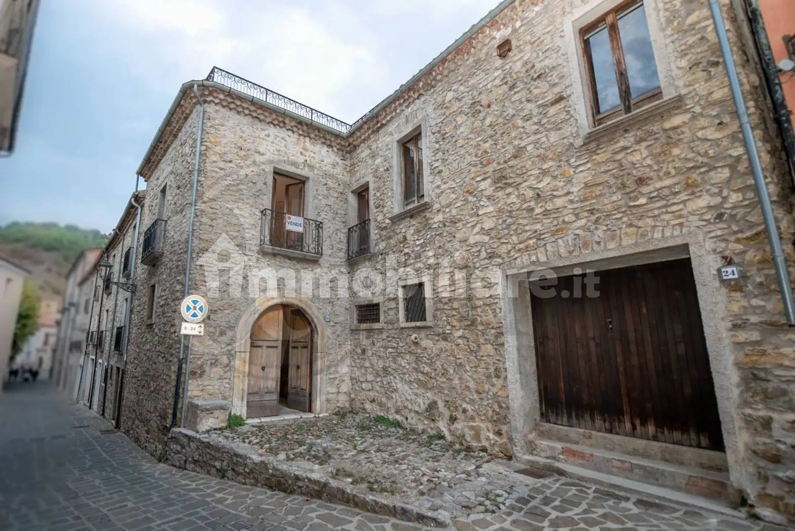 Rustico - Casale in vendita a Sasso di Castalda