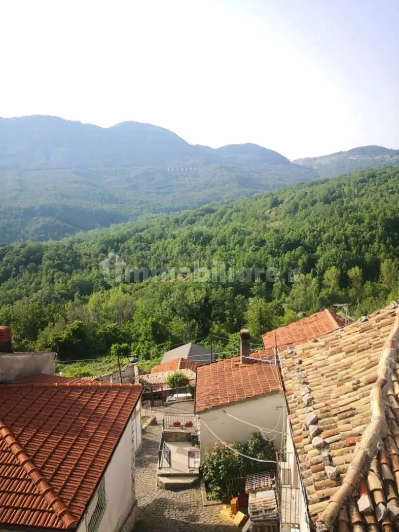 Casa indipendente in vendita a Acquaviva d'Isernia