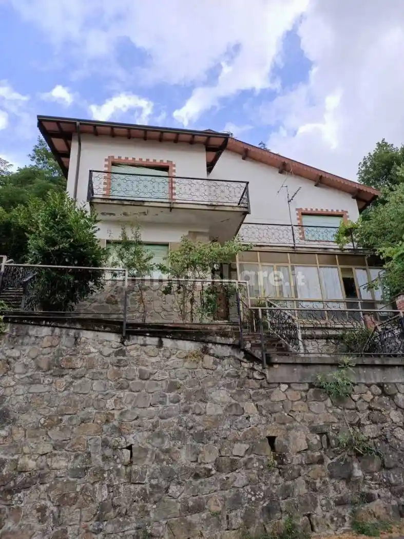 Villa in vendita a Aulla