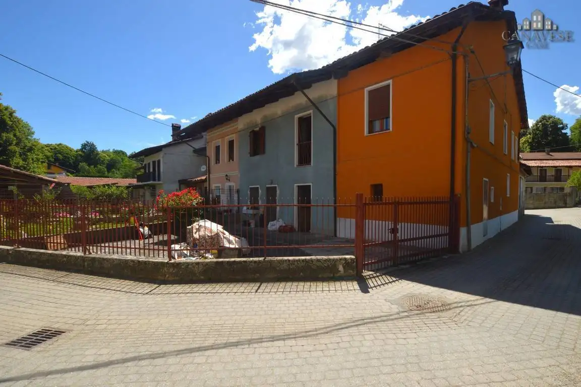 Casa indipendente in vendita a Torre Canavese