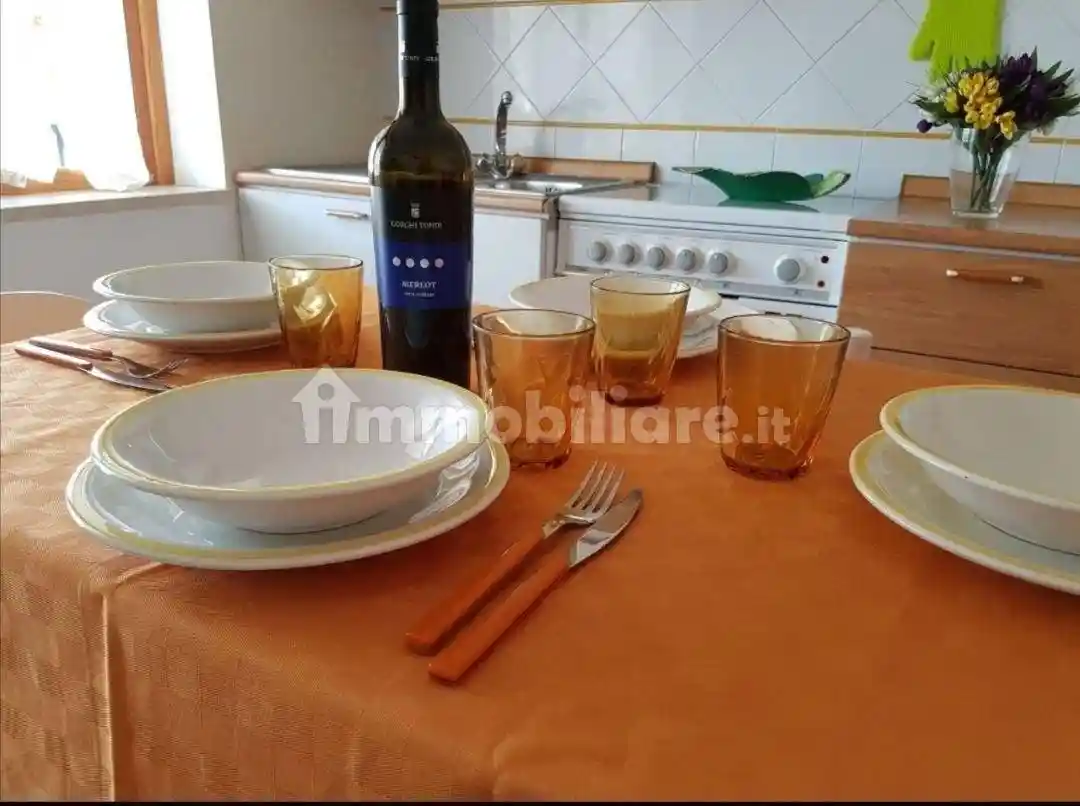 Villetta a schiera in affitto a Campofelice di Roccella