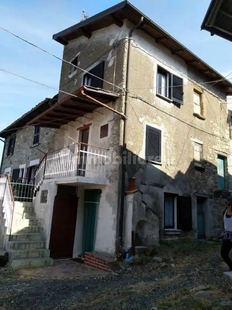 Casa indipendente in vendita a Coli